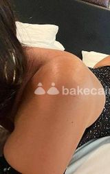 A POMEZIA!!... DELIZIOSA MILF. MOLTO ESPERTA E COMPLETA OK !!!! DISPONIBILE A DARTI IL PIACERE CHE DESIDERI.