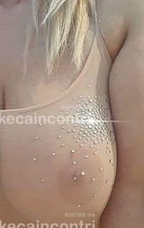 Ad Adelfia. No numeri privati ITALIANA MILF EDUCATA E GENTILE OSPITO IN AMBIENTE PULITO E RISERVATO CLIMATIZZATO