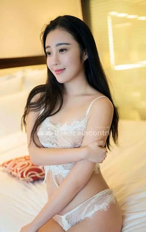 Apertura nuova Massaggi Senti i Seni Morbidi e Abbondanti sul Tuo Corpo – Chest Push + Finale Felice Manuale.