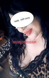 Eroticamente curvy milf per incontri e videochiamata hot