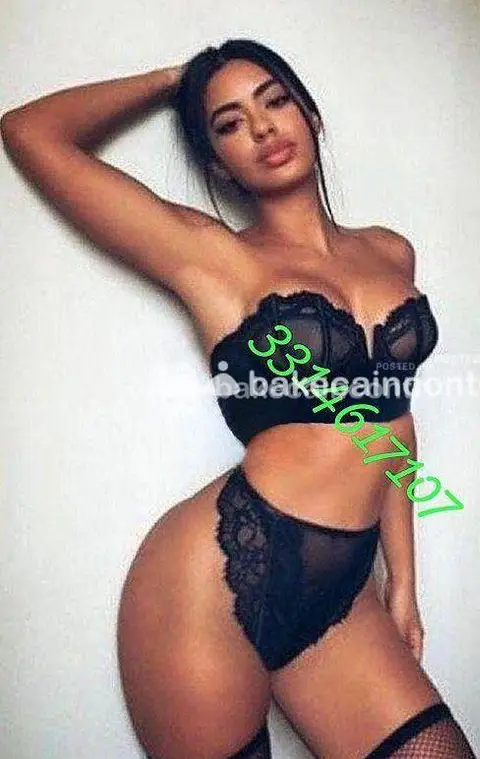 ITALIANA APPENA MAGGIORENNE. PRIMA VOLTA CRISTAL❗❤⭐ BELLISSIMA🐷ADORO👅SUCCHIARE 🍭CON LA MIA CALDA BOCCA ED ESSERE 🍭LECCATA 👅