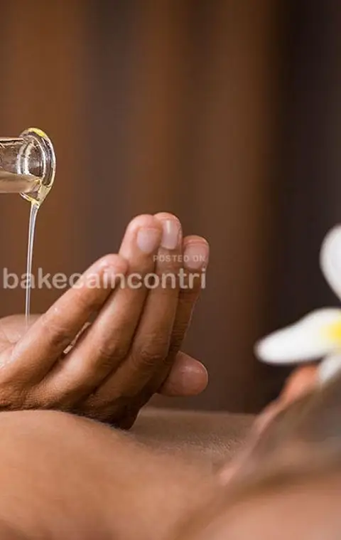 °´'`°¤Orientale•°´'`°¤ Affascinante bambolina, dolce e sensuale, naturale in tutte le sue forme, di una raffinatezza fuori dagli schemi