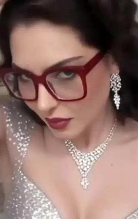 Puttanella trans italiana