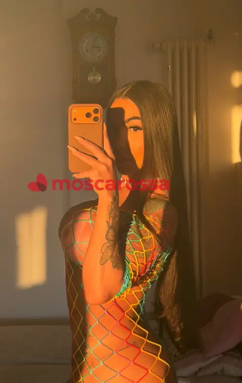 Alicya lins top trans