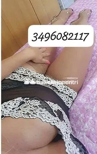 Appena Arrivata R0SA Mi piace CAZZO IN BOCCA Pompino scoperto fino alla fine PIOGGIA DORATA BACI ALLA FRANCESE