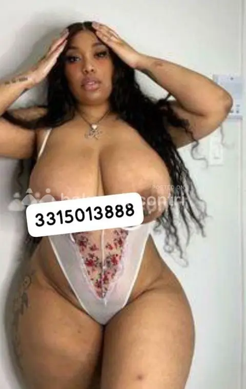 COMISO🔥 MILF SPAGNOLA vi aspetta per farvi impazzire con bocca gola profonda venuta libera