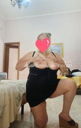 Milf esagerata  per i tuoi piaceri nascosti italianissima