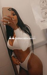 ARIA CONDIZIONATA Pamela foto realissime corpicino profumato favolosa porcellina vieni a deliziarti con una fresca bellessima ragazza