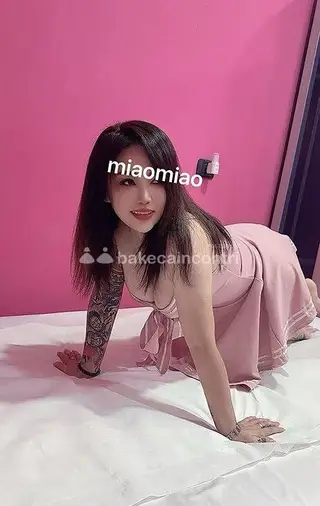 DUE RAGAZZE FOTO VERO 100%🧡⭐VIENE A PROVARE IL VERO MASSAGI AL NATURALE FATO BENE FINO ALLA FINE, BACIO BACIO...🧡⭐