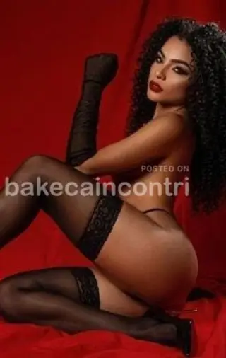 JUMA MARRUÁ ISABELA, una donna brasiliana, è appena arrivata nella città di Goito. È bellissima e sensuale. Massaggiatrice professionista. Ambiente cl