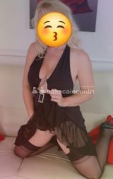 💋Bellissima donna vogliosa dolce e porcellina proprio come piace a te sono qui per condividere con te emozioni che solo le donne come me sanno dare t