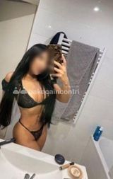 SABRINA... Bellissima donna Cubana 38enne appena arrivata a Trieste... Molto Sexy e provocante, prova il vero calore dei caraibi!!! Unica e reale!!!