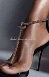 💋💋💋AMANTE DEI GIOCHI EROTICI BELLISIMA PICCANTE VIENI A GODERE SULLE MIE TETTE SENZA FRETTA CON LA MIA LINGUA TI FARO IMPAZZIRE MASSAGGIO