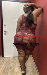APPENA ARRIVATA UNA VERA BBW DAL CULONE IRRESISTIBILE ADORO IL LUNGHI PRELIMINARI AL NATURALE STRAPON E MASSAGGIO PROSTATICO PODEROSA PADRONA