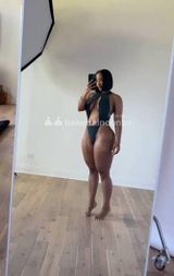 NOVITÀ 6TA DI SENO NATURALE🍑 MASSAGGIATRICE COMPLETA 🍑..SENSUALE E PASSIONALE. SONO TUTTA DA GUSTARE, FACCIO TUTTO CON CALMA.

✅CALDA, SENSUALE E DI