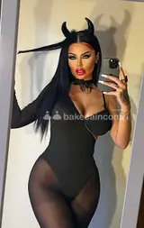 Monica top class