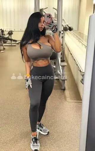 NOVITÀ FONDI VIA APPIA 6TA SI SENO NATURALES 🍑 MASSAGGIATRICE COMPLETA 🍑..SENSUALE E PASSIONALE. SONO TUTTA DA GUSTARE, FACCIO TUT