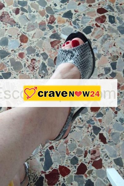 NOVITA LAURA SIGNORA BRASILIANA🇧🇷46 ANNI VERO PRELIMINARI DA BRIVIDO MASSAGGIO RILASSANTE TI ASPETTO IN AMBIENTE RISERVATO