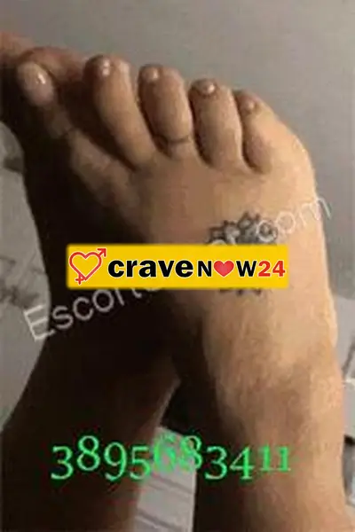 LUCIA 😈 MILF  ITALIANA  😈 VIDEOCHIAMATA 😈 FOTO  E  VIDEO  PERSONALIZZATI