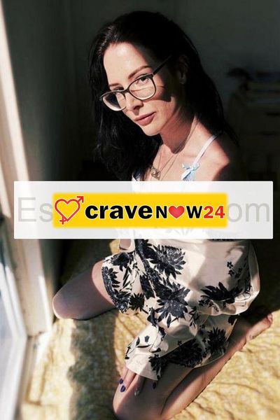 In tour per pochi giorni. Bellissima e passionale italiana