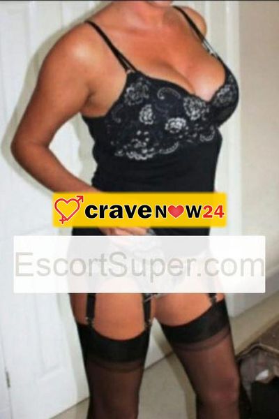 Donna matura italiana 50enne massaggi rilassanti solo oggi.. e altro 🐷 che bella ....