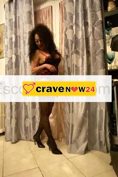 A CARPI🔥 spettacolare donna matura, tettona naturale, sensuale ricca di curve magiche ed accattivanti 🔥🔥🔥