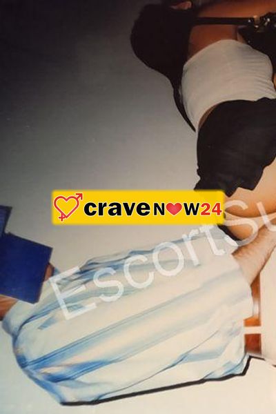 Dall 8 luglio ,Giulia italiana baci con la lingua,orale scoperto lato b gagging rimming anche mistress