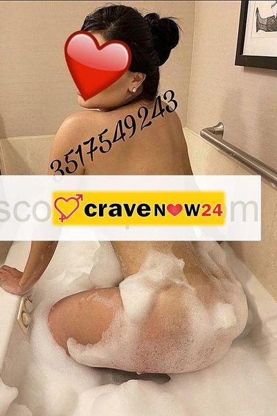 A DESENZANO DEL GARDA PER POCHI GIORNI PANTERONA INDIANA PELOSA che ama limonare al naturale, culetto stretto e profondo insaziabile ed spudorata COMP