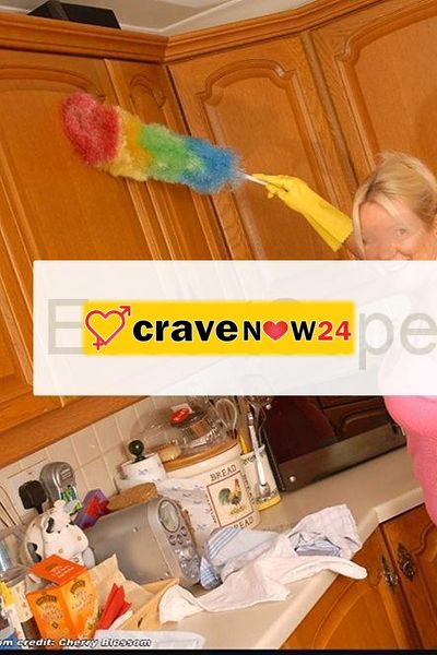 Bella MILF massaggiatrice qualificata Massaggio più sexo completa poi fare doccia