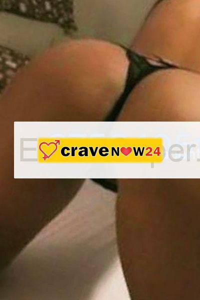 Ragazza italiana ritornata per voi