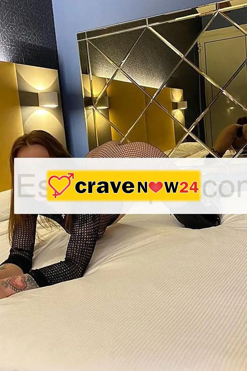 Lasciati conquistare da un'esplosione di passione e sensualità.