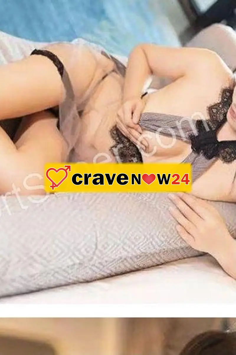 GIOVANE FRESCA RAGAZZA . Stai pensando di fare la scelta perfetta, non esitare, non te ne penti