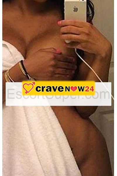 Anna appena arrivata per momenti indimenticabili bravissima viene a giocare con me kisss 😘 😘 😘 😘