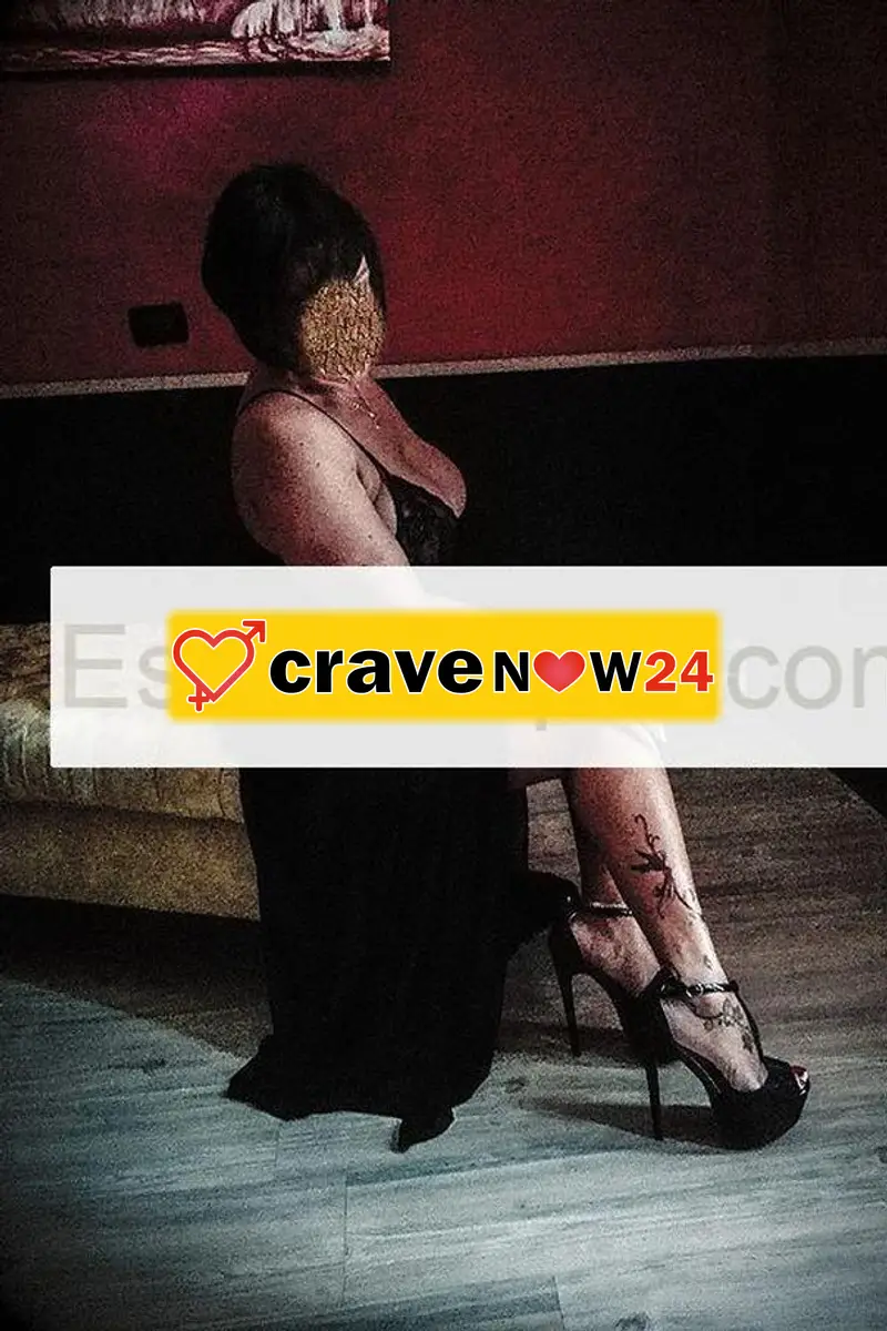 - zona PORTA PIA - Viale Regina Margherita incrocio Via Nomentana - ROMA - NO LATO B - FOTO REALMENTE MIE - ITALIANA DONNA MILF MATURA - CLIMATIZATO -