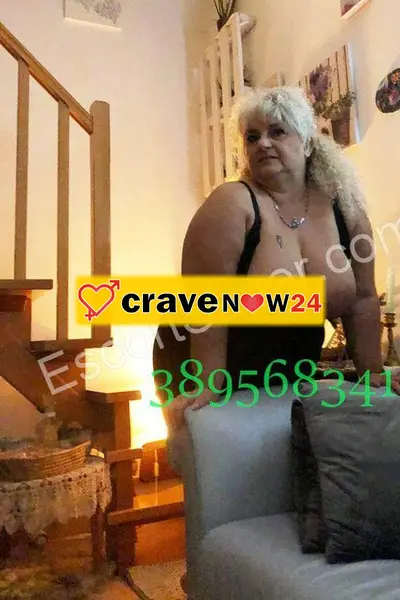 LUCIA 😈 MILF  ITALIANA  😈 VIDEOCHIAMATA 😈 FOTO  E  VIDEO  PERSONALIZZATI