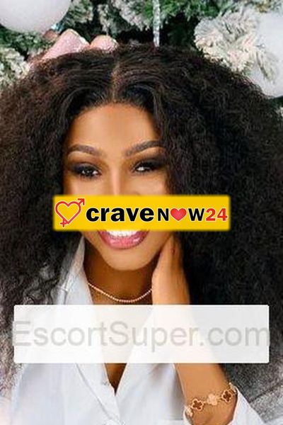 Sono una ragazza simpatica, mi piace divertire, mi piace vivere...💃🍾🍷