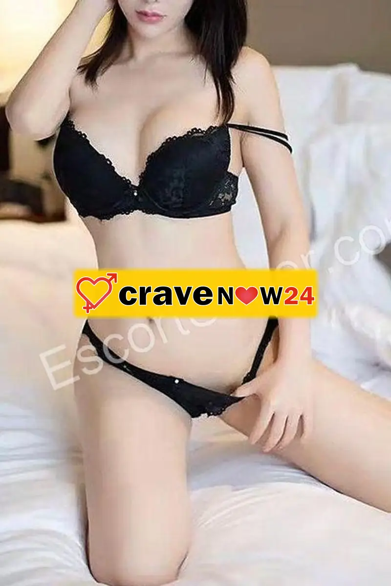 GIOVANE FRESCA RAGAZZA . Stai pensando di fare la scelta perfetta, non esitare, non te ne penti