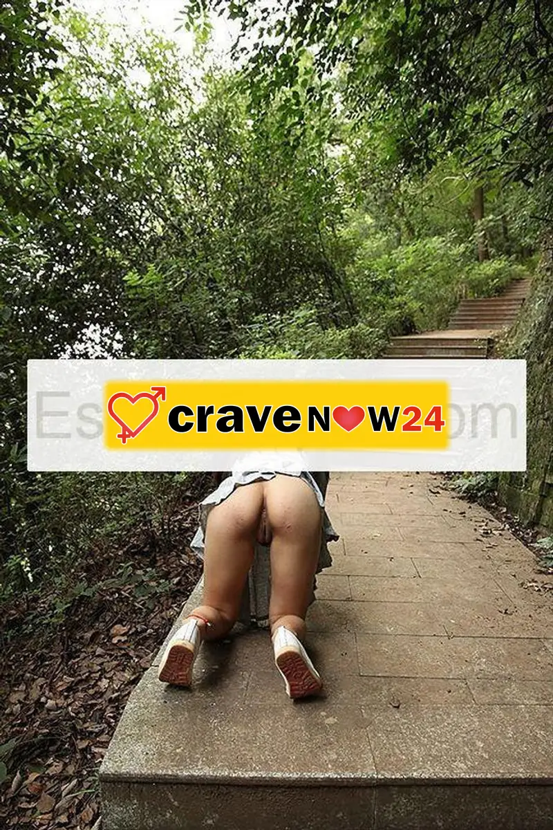 nuova STUPENDA GIOVANE RAGAZZA ORIENTALE, BEL FISICO E SENSUALE. FOTO VERE...LATO B