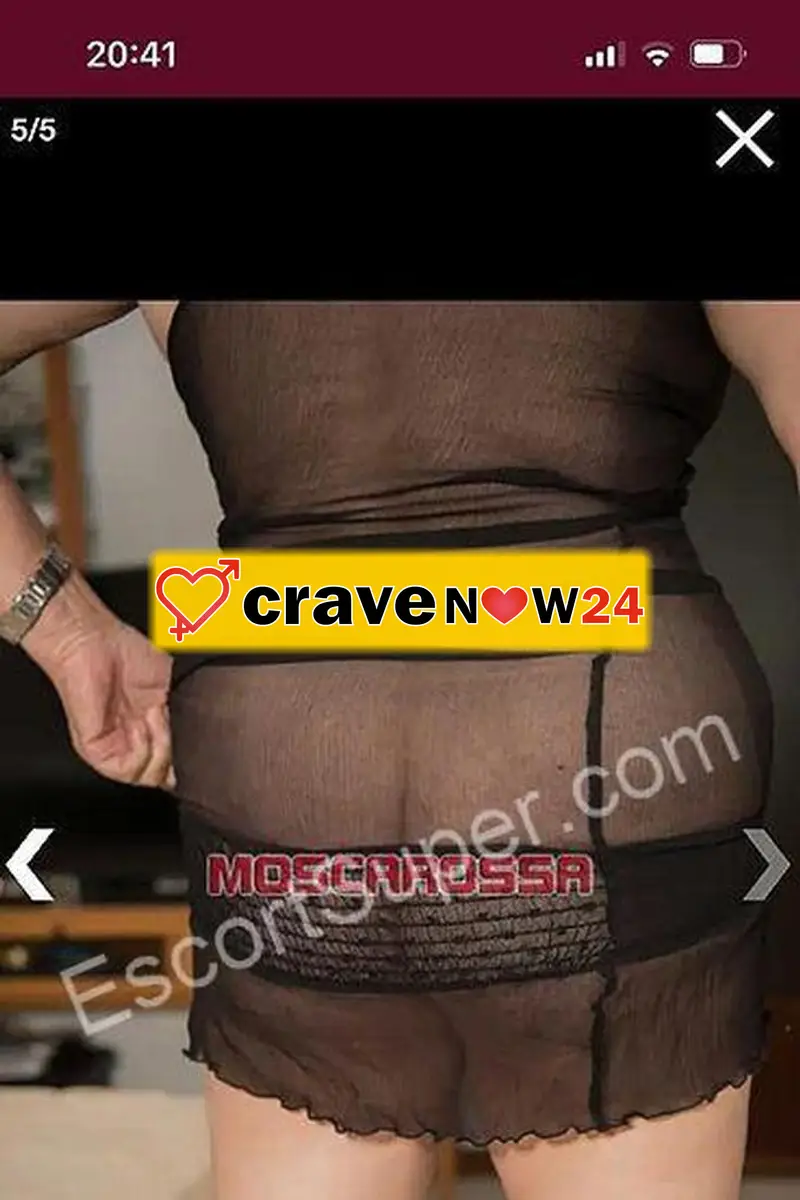 ITALIANA Bella.signora intrigante
Calda e porca al punto giusto
Padrona dolce severa