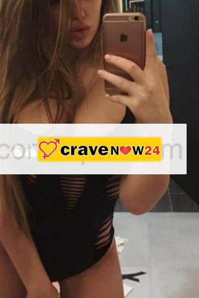 19ENNE NINFOMANE VOGLIOSA DI SUKKIARE LECCA LECCA VIENI A SFONDARE TUTTI I MIEI BUCHETTI CALDI E STRETTI AMBIENTE CLIMATIZZATO TI ASPETTO IN LINGERIE