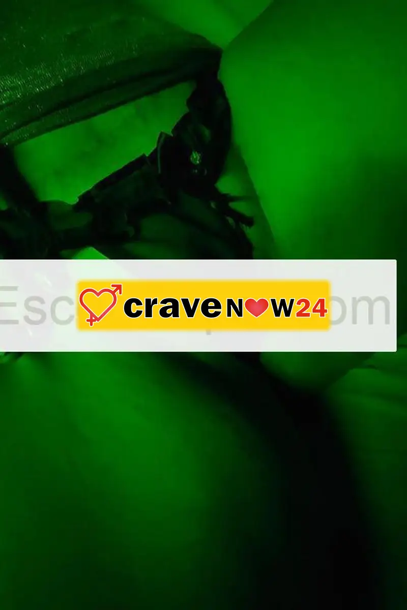 FOCOSA, SPOSATA E VOGLIOSA DEL LATO B!!!