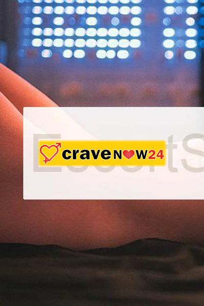 Chiara giovane e calda ragazza italiana per i tuoi momenti magici di piacere