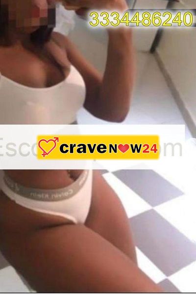 AMBIENTE CLIMATIZZATO 💖FANTASTICA DANA PER UOMINI MATURI💖 BELLISIMA SENSUALE E DOLCISSIMA PER SODDISFARE TUTTI TUOI DESIDERI PER UN RELAX COMPLETO E M