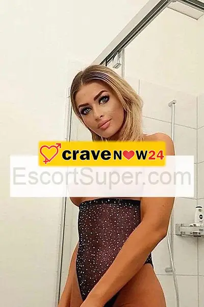 APPENA ARRIVATA BIONDA UNGHERESE VOGLIOSA SEXY È BIRRICCHINA TUTTA DA GUSTARE