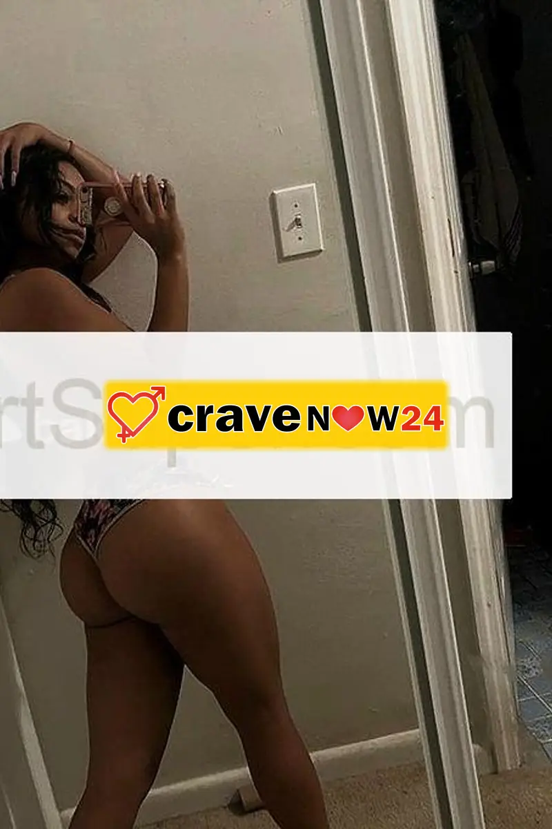 💋💋adoro vedere che il cazzo si ingrossa come un missile dentro la mia bocca massaggio prostatico massaggio erotico con le mie tette sopra il tuo corpo