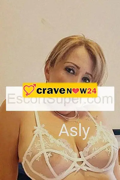 Asly bella bionda