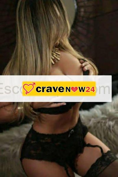 Magenta novit samantha