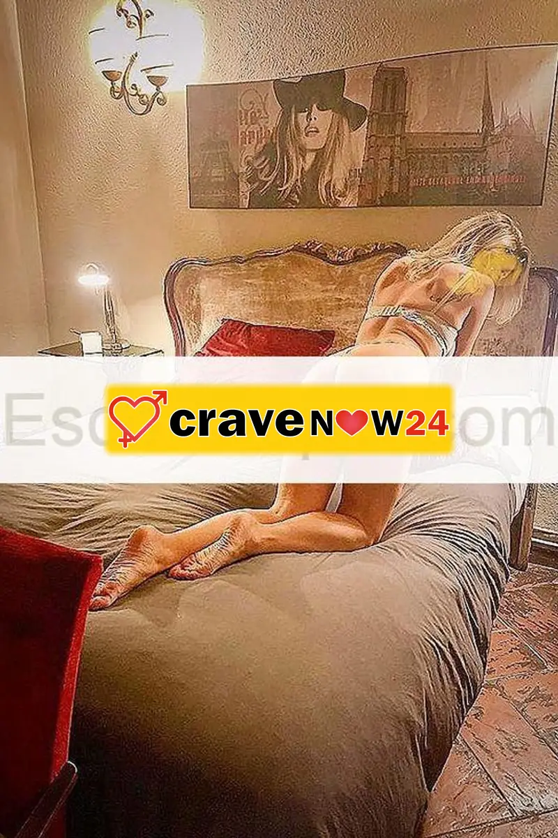 Giovane Studentessa italiana, colta e raffinata