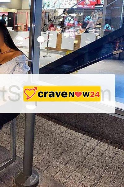 Emilia bellissima ragazza italiana giovanissima ogni rapporto spettacolare❤ Preferirei contatto WHATSAPP ma puoi anche chiamare