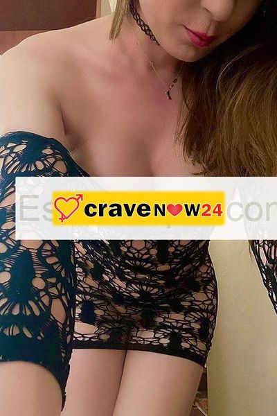 GRAN POMPINARA  CON UN BEL CULETTO  E UNA CALDA  FIGHETA TUTTE  E DUE  DA ESCOPARE